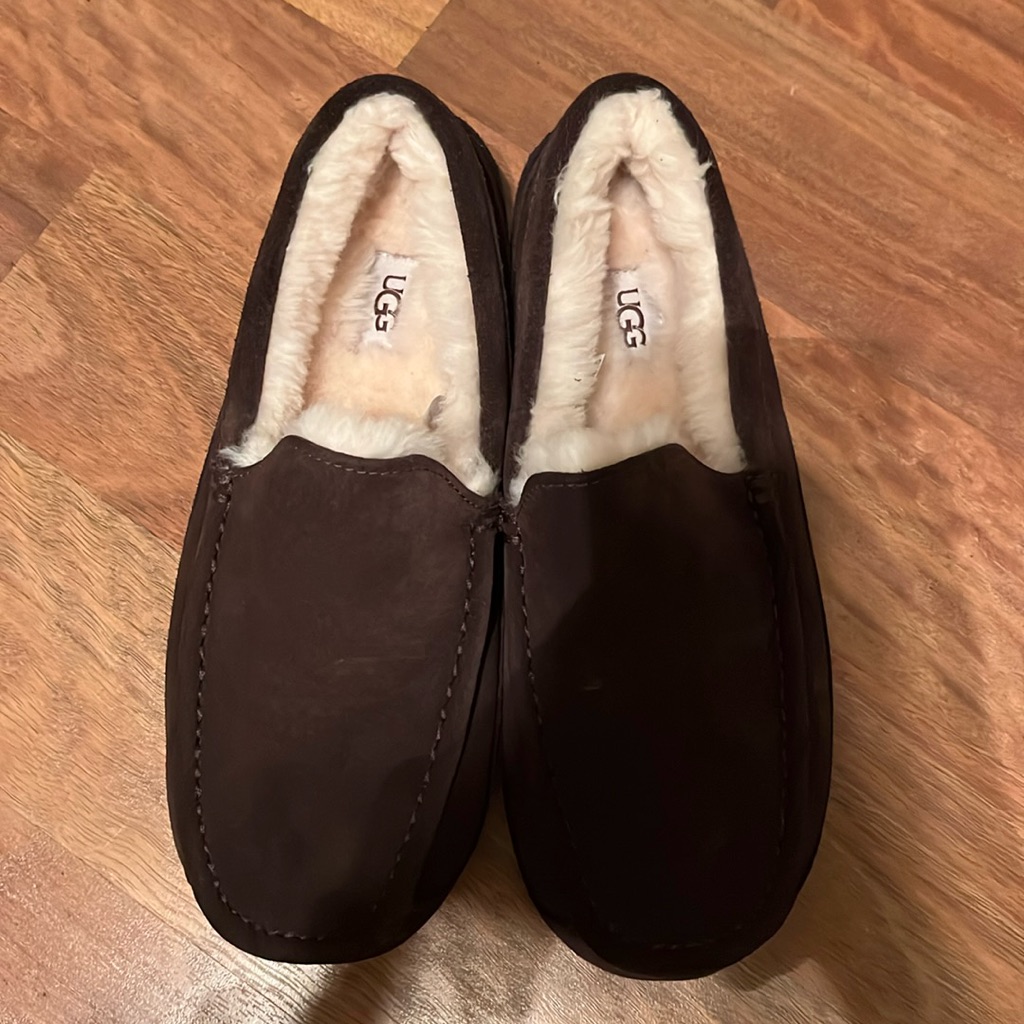 Brand New Man Uggs